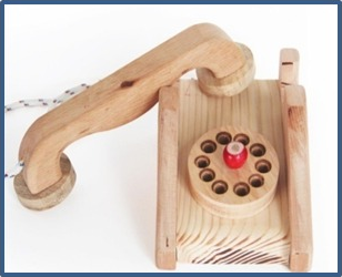 Telefon ahşap oyuncak